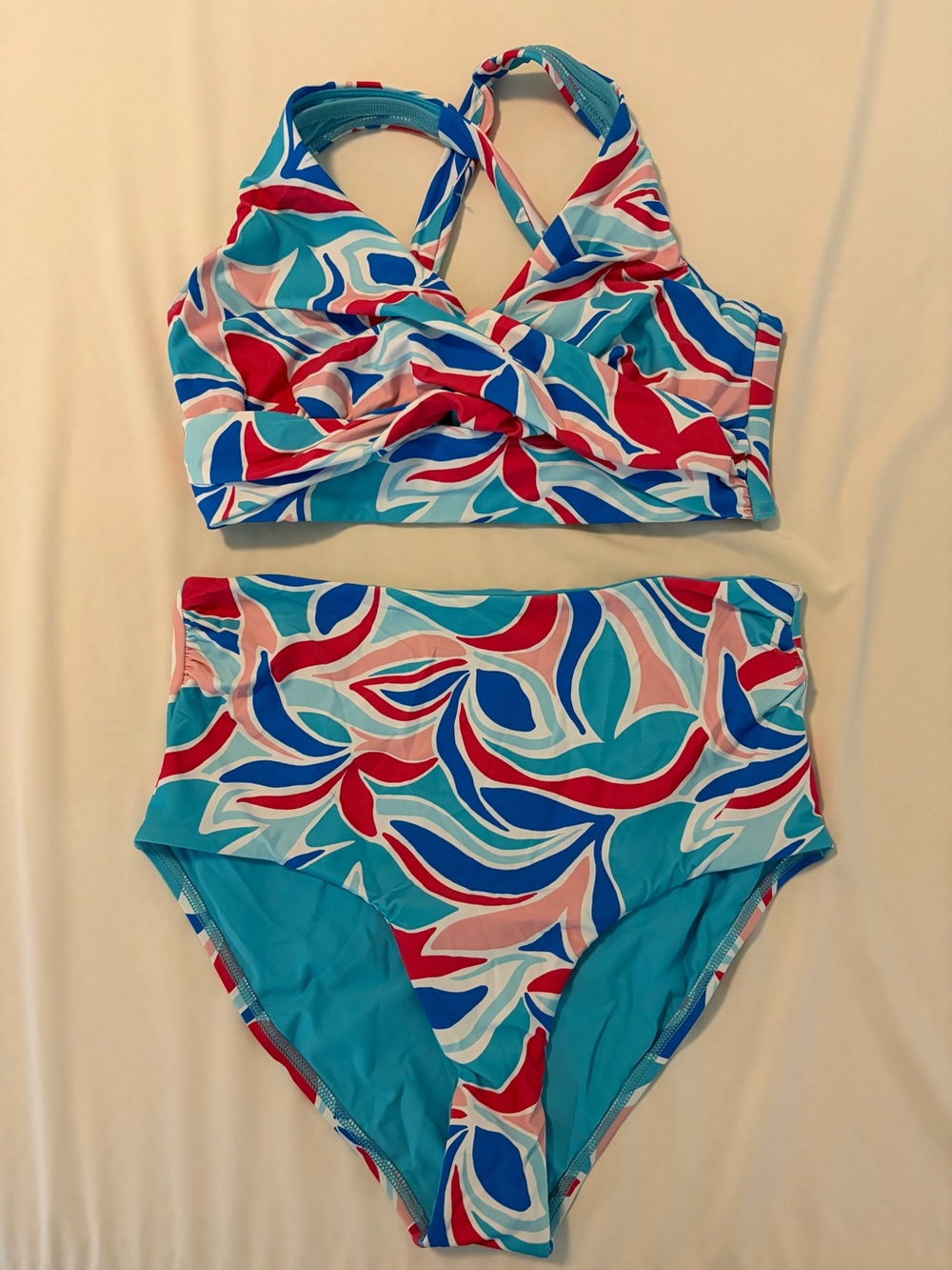 High-Waist Twist Front underwire Bikini Set in Turquoise, Red & Pink